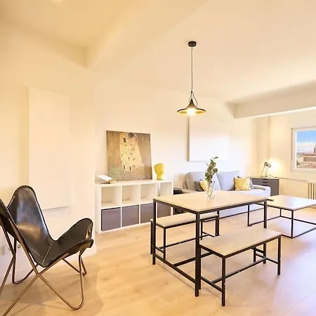 Apartment El Skyline De *